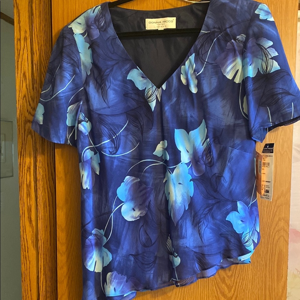 Donna Ricco Navy and Aqua Floral Blouse